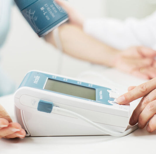 WatchBP Office Central - Cardiovasular screening soloution - Microlife