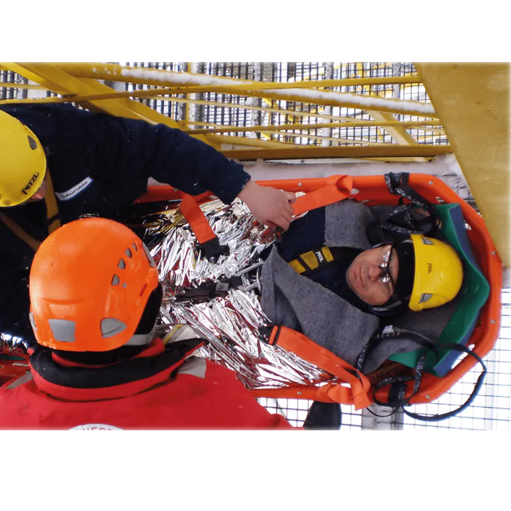 SPENCER® Universal Shell Basket Stretcher. In action photograph.