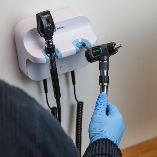 Welch Allyn MacroView Otoscope Vet Set With LED GS777 Elite Wall Unit -