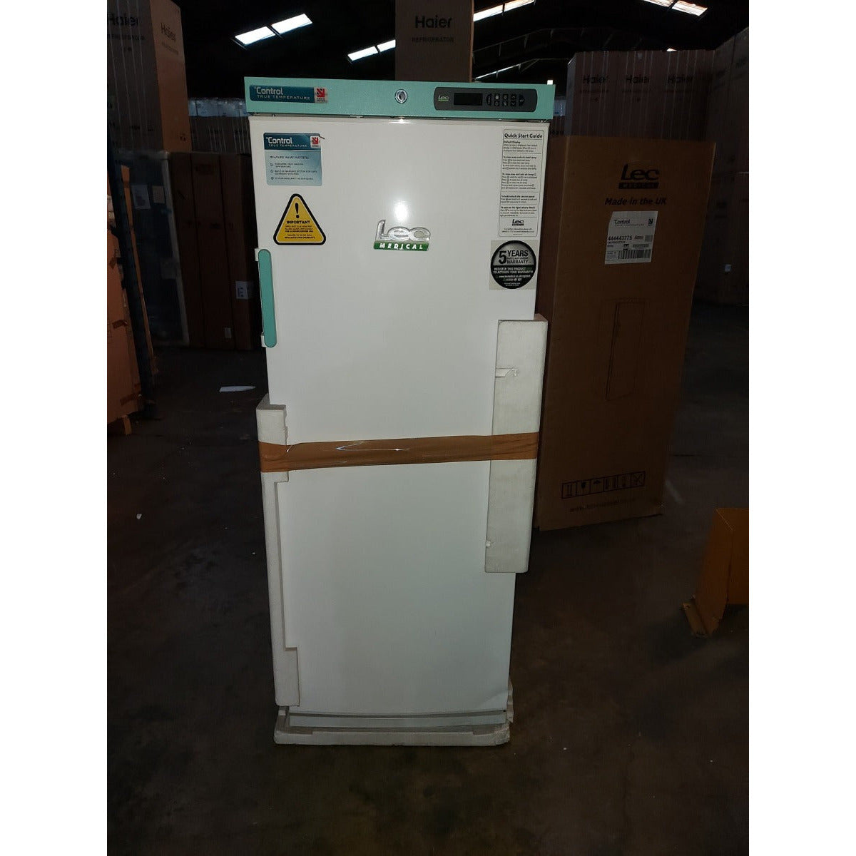 Lec PSRC273UK - 273L Pharmacy Refrigerator - Solid Door -CLEARANCE - Lec
