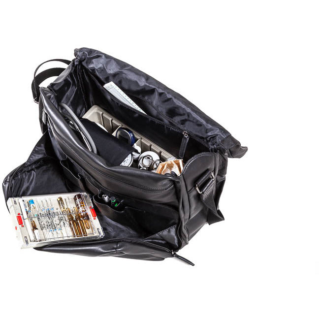 Durasol 'Picco Bello' Leather Doctors Shoulder Bag