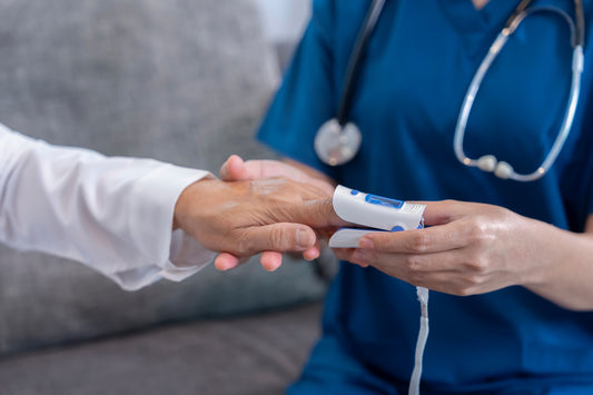 How To Choose The Best Pulse Oximeter For Your Doctor's Bag