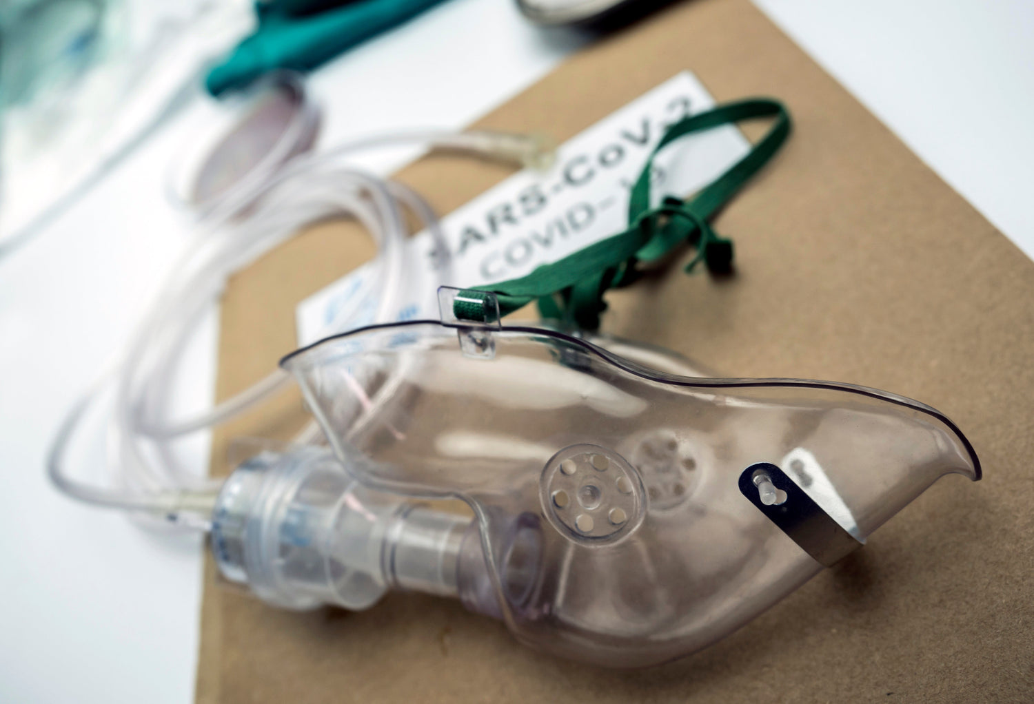 Valve & Mask