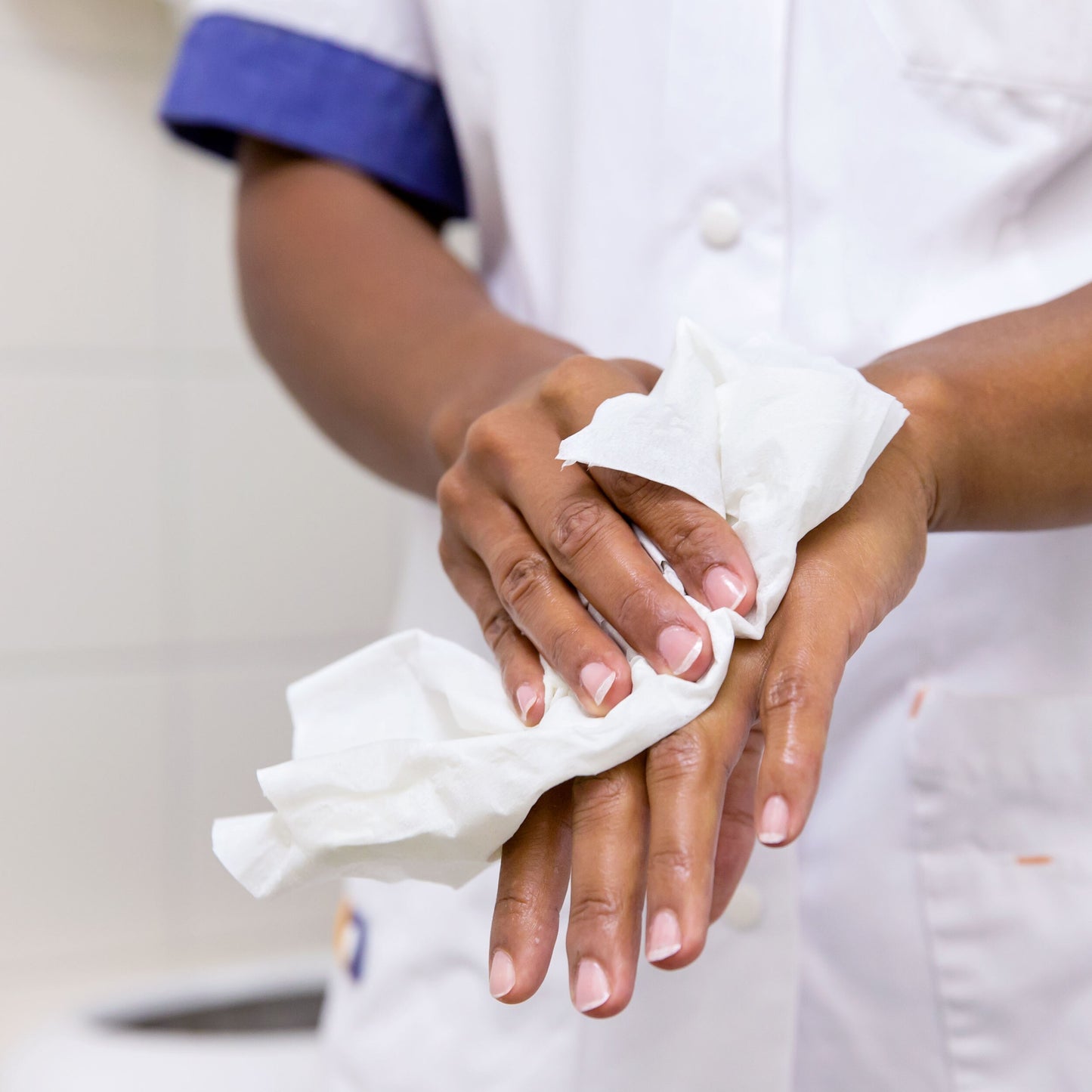 Tork Centrefeed Wiping Paper Plus White M2 x 6 - 