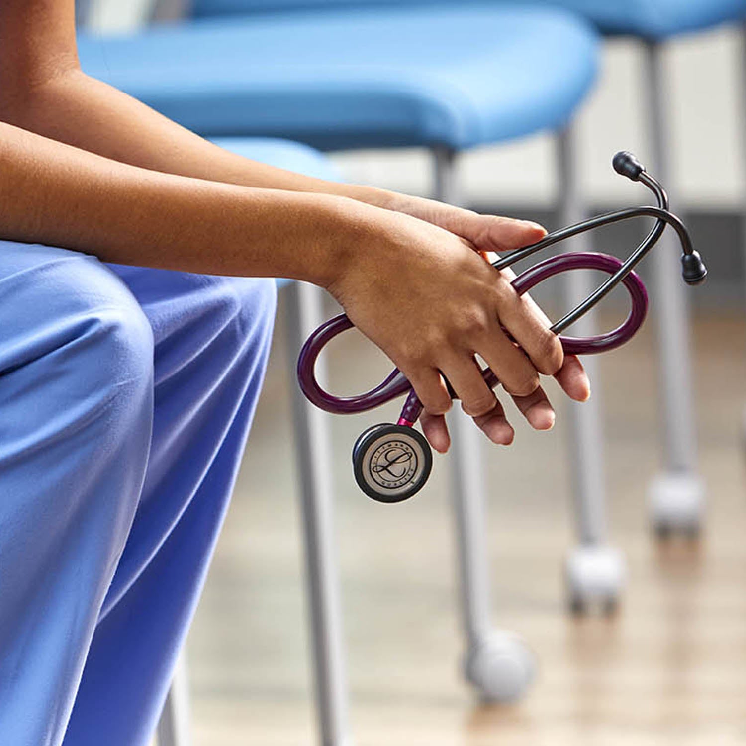 Littmann Classic III Monitoring Stethoscope: Mirror & Plum - Pink Stem 5960 - Littmann Stethoscopes