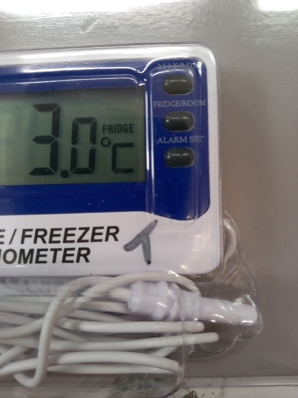 Digital Fridge Thermometer with UKAS Calibration Certificate - CLEARANCE - 