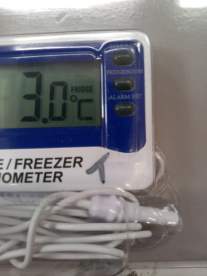 Digital Fridge Thermometer with UKAS Calibration Certificate - CLEARANCE - 