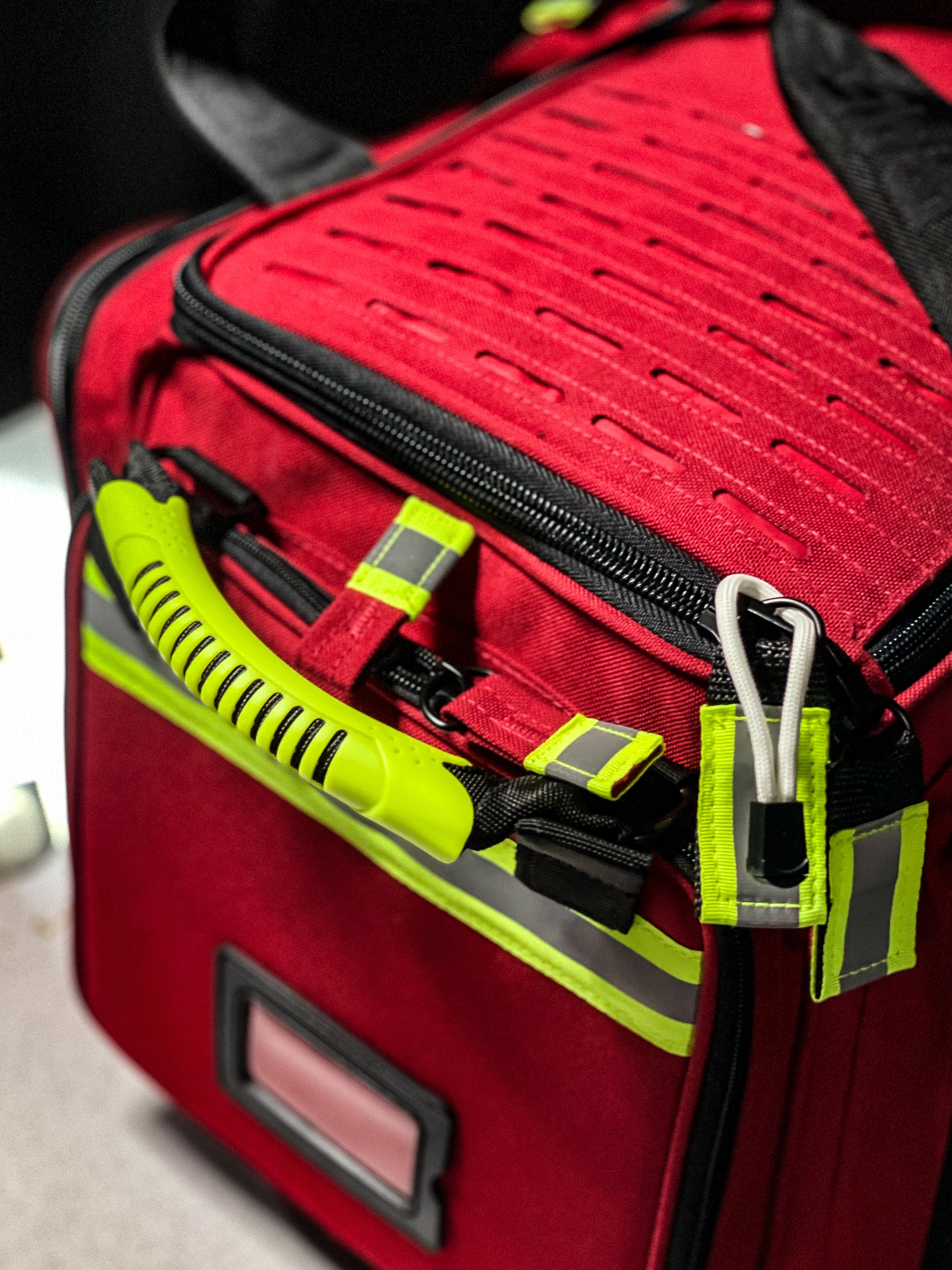 EXTREME'S EVO Trauma Bag for Basic Life Support (BLS) – Medisave UK