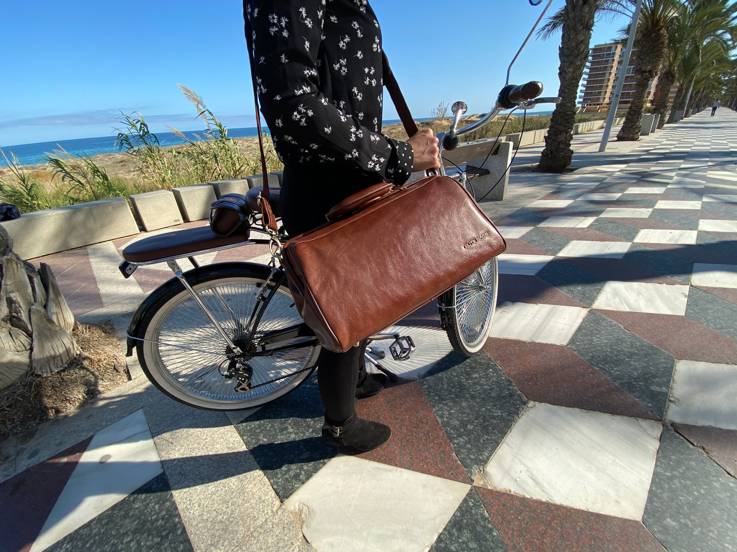 Elite Traditional Medical Bag - Brown Leather - Clearance - 