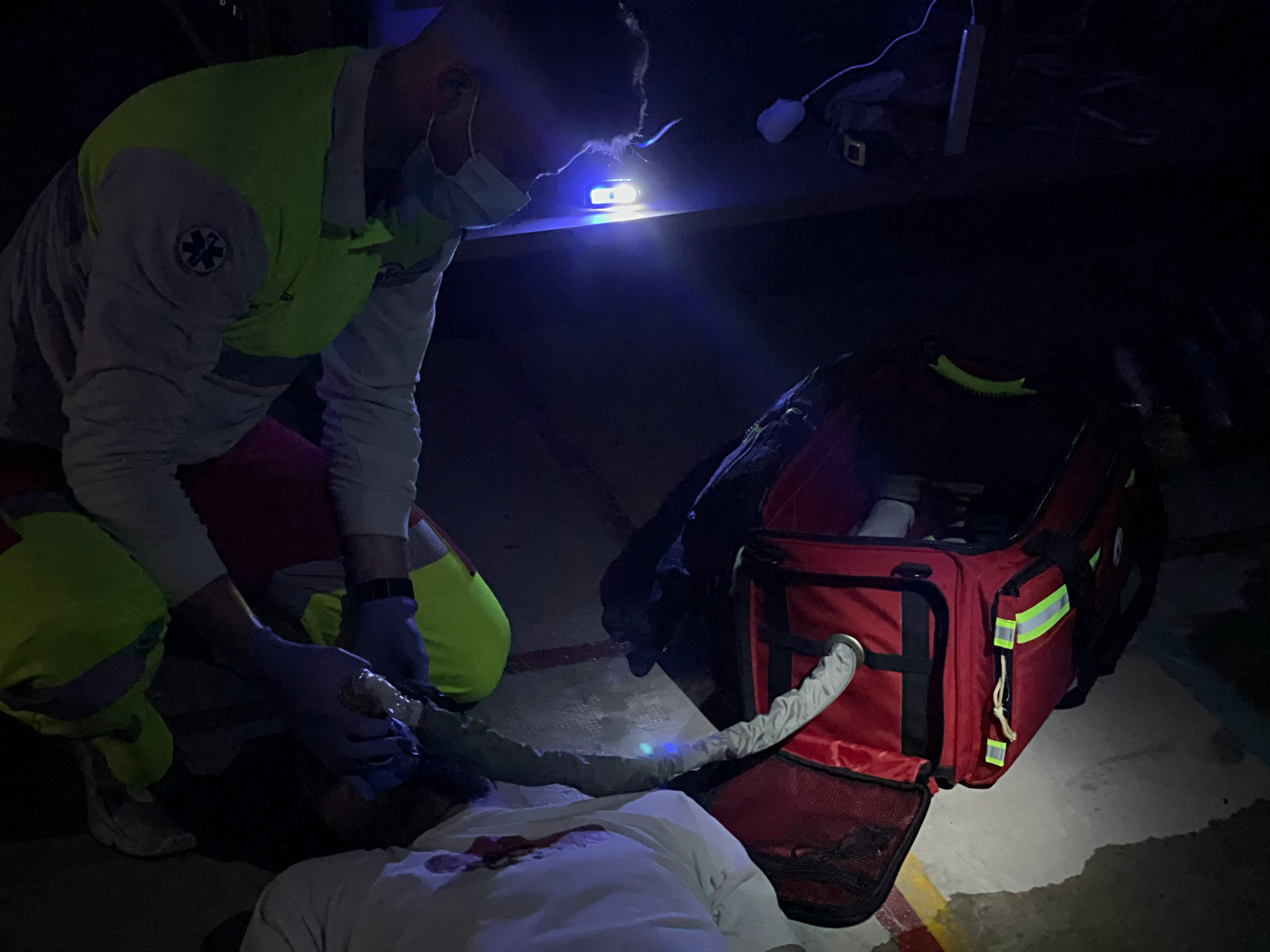 EXTREME’S EVO Trauma Bag for Basic Life Support (BLS)