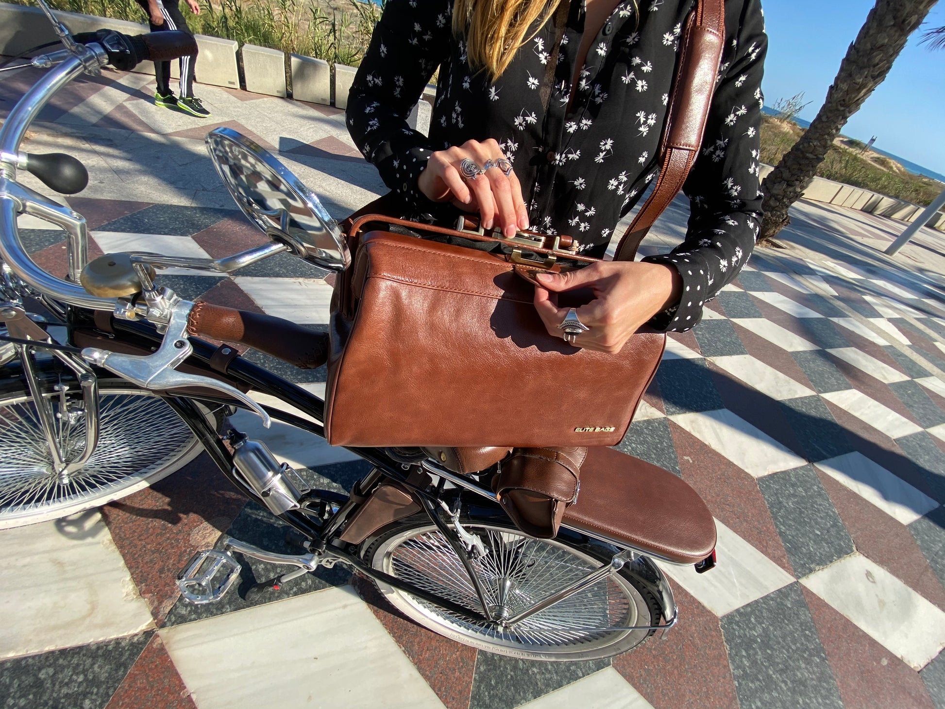 Elite Traditional Medical Bag - Brown Leather - Clearance - 