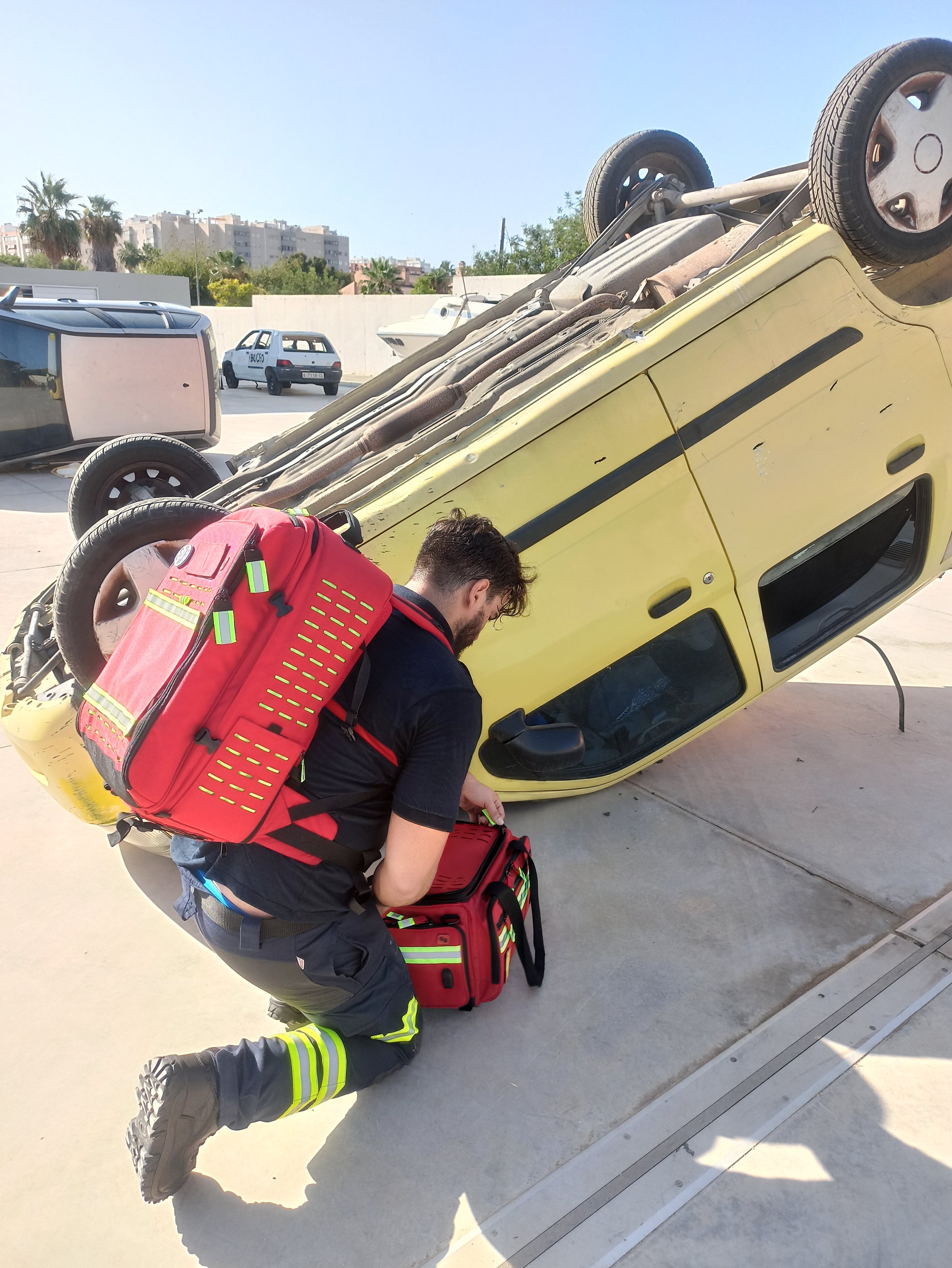 Robust's - Tactical Backpack with Adjustable Inner Layout - Red - 