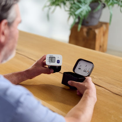 Omron RS2 - Blood Pressure Monitor