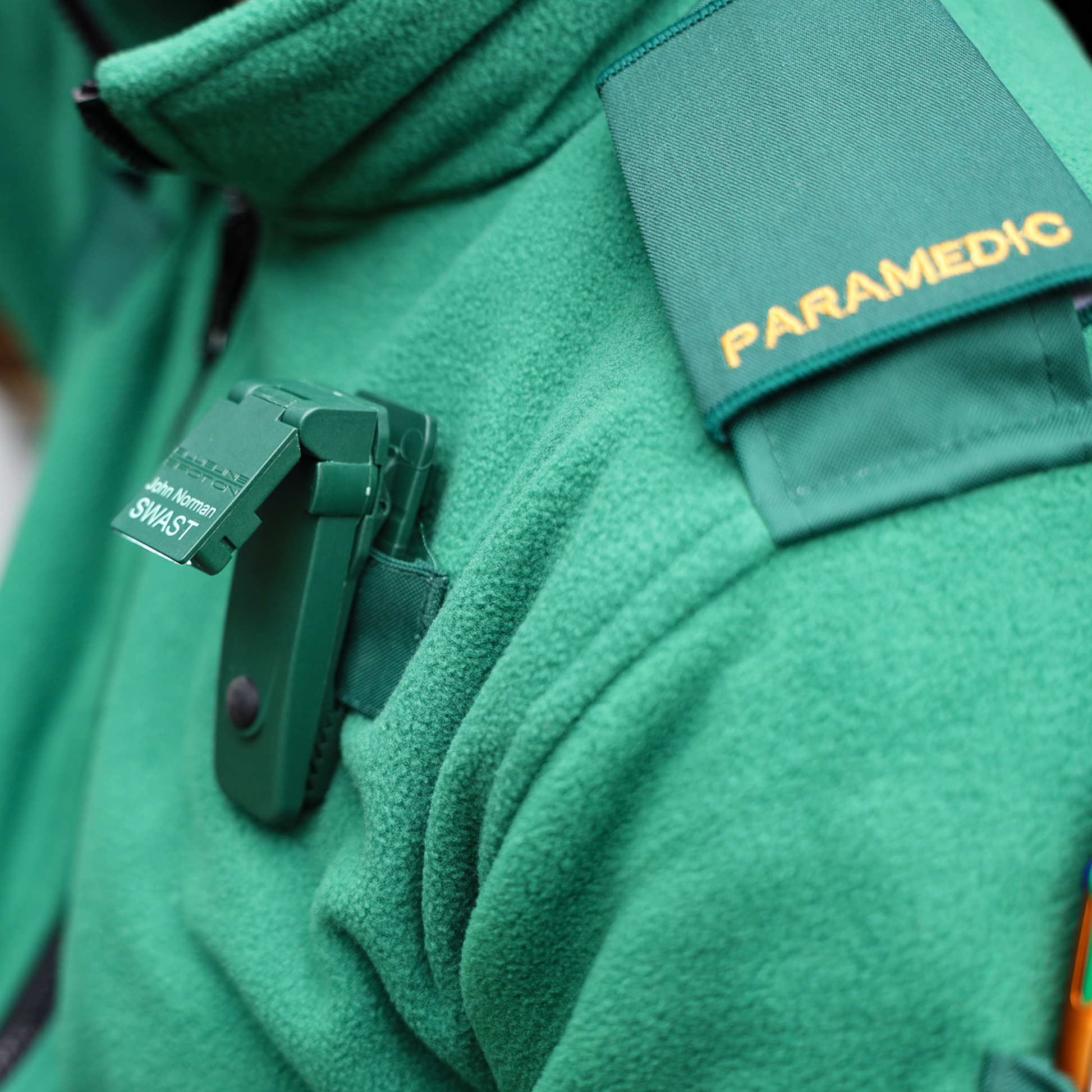 Clip-on Torch With Dual LED - Yellow - Niton999