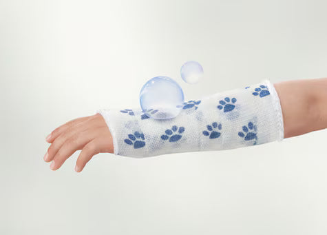 Delta-Cast Cast Tape With Paw Prints Pattern 5cm x 3.60m - Single