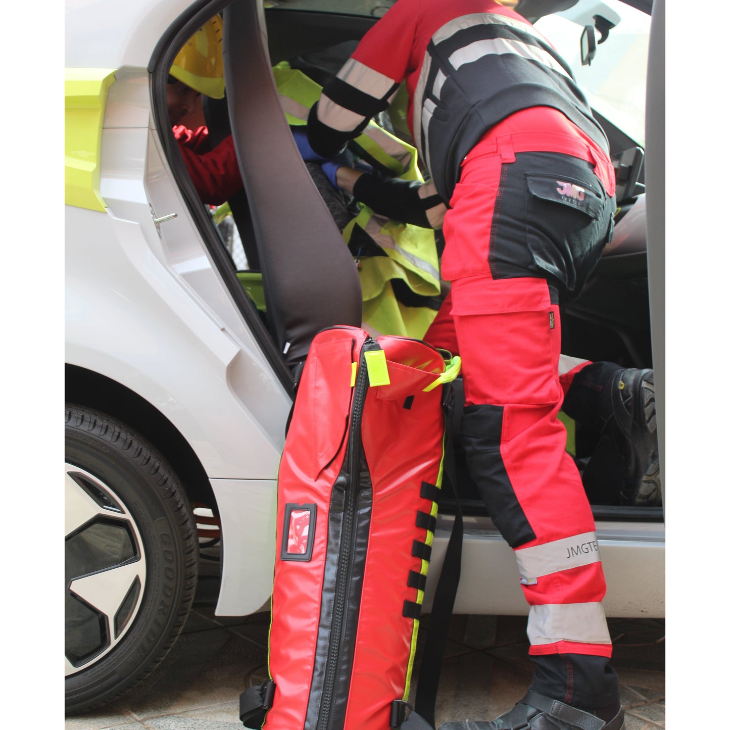 TUBE’S Oxygen Barrel Bag - Red Tarpaulin - 