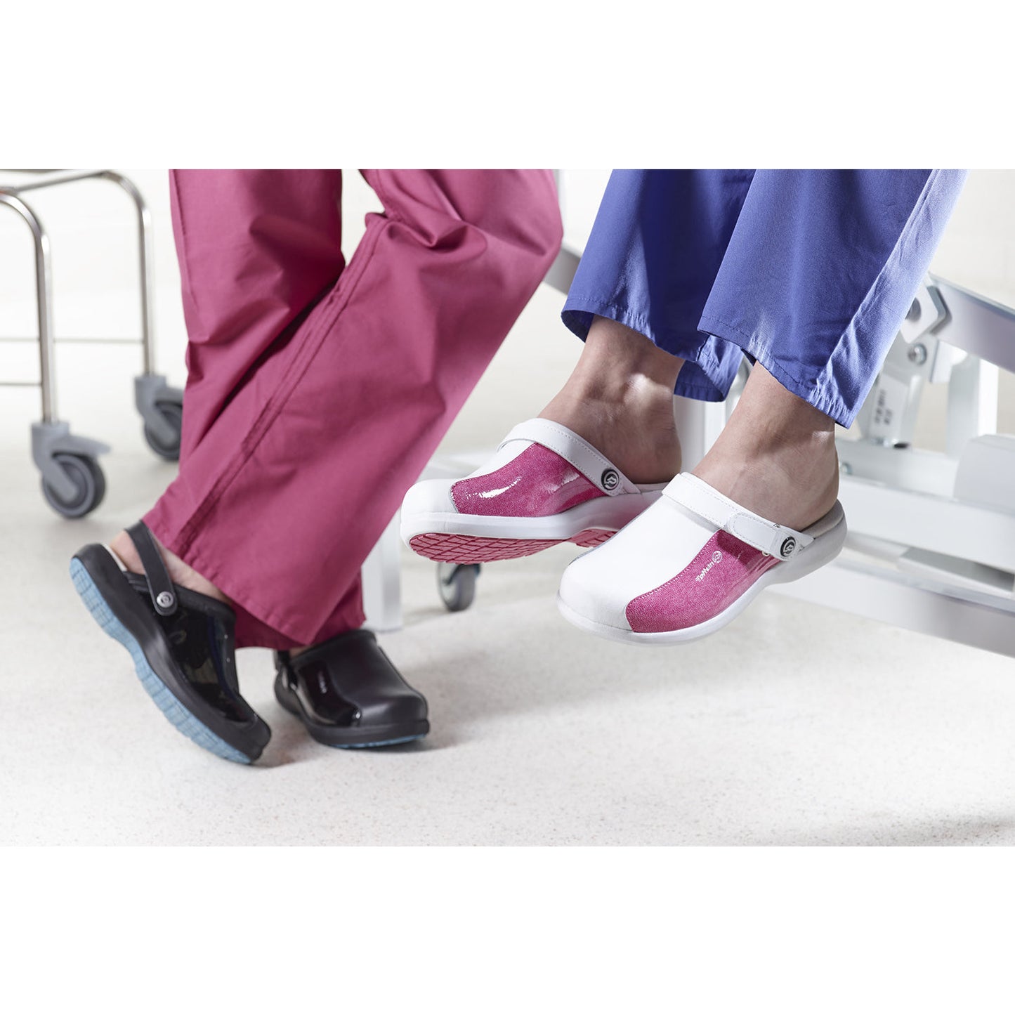 Nurses Shoes - Ultra Lite Unisex "Comfort" Shoe With Strap - 