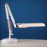 PL Desk Lamp On Base: In White