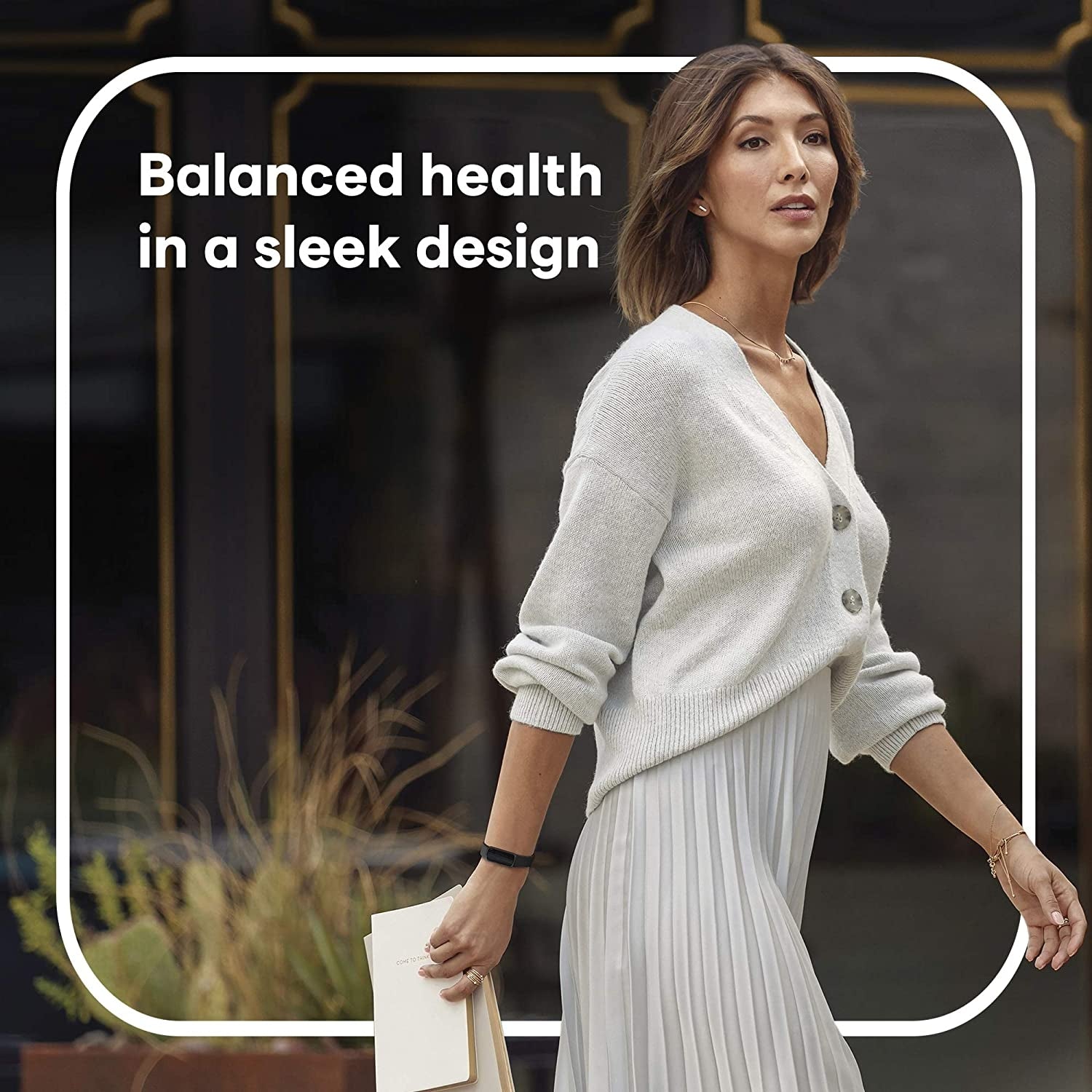 Fitbit Luxe - Black - Fitbit