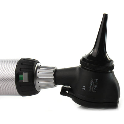 HEINE K100 ENT Otoscope Set with NiMH Handle & NT300 Charger - with 6 Specula