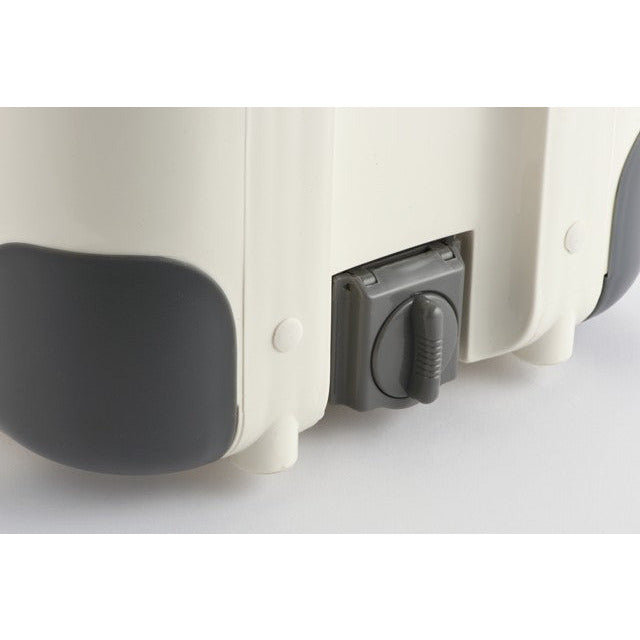 The Nomad Medical Cooler 18L With Hard Gel Packs - The Cool Icebox Company