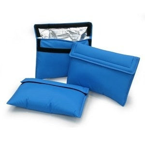 Vaccine A4 Wallet - Polar Thermal